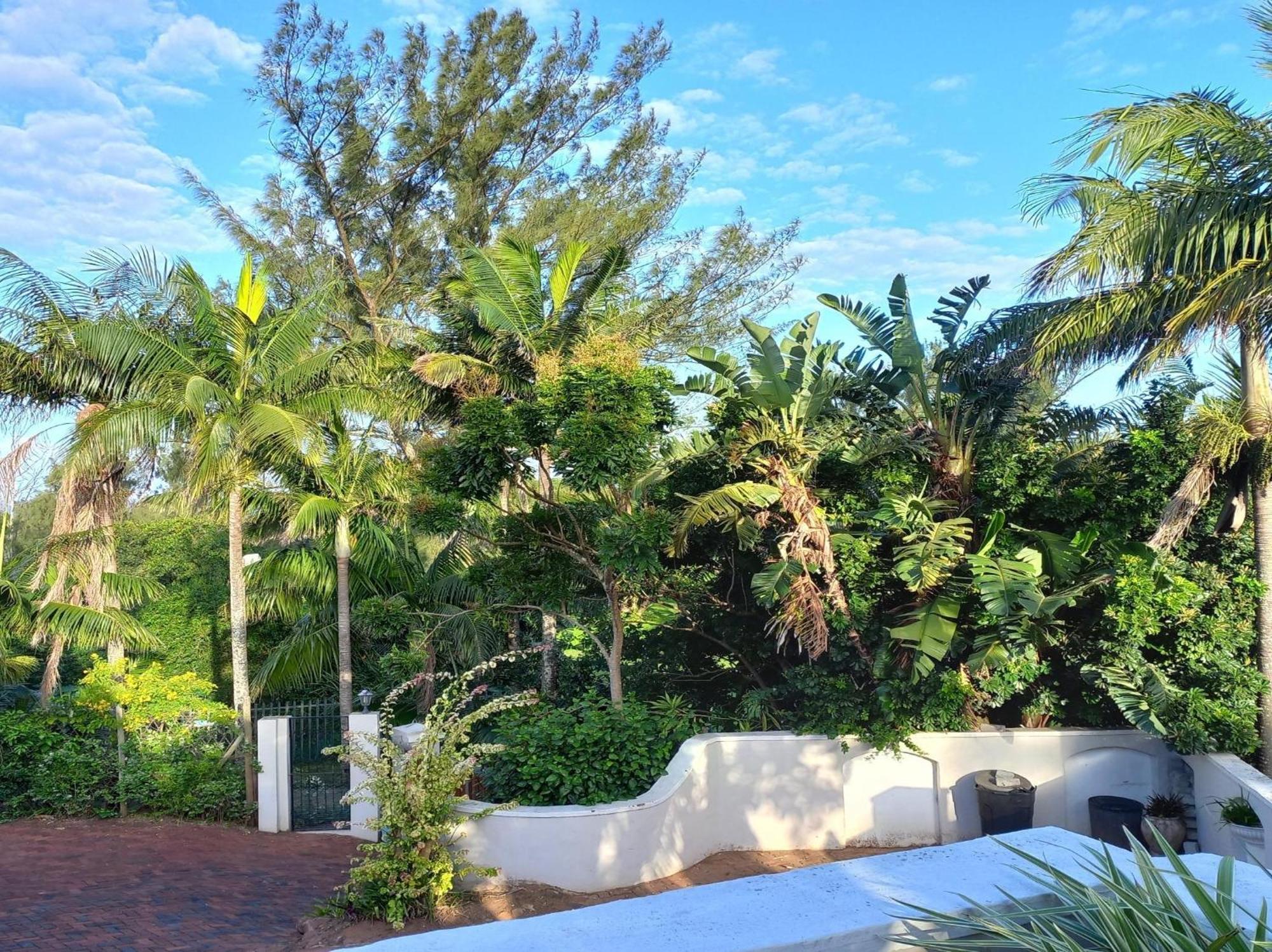 Villa Roc Guesthouse - Solar Power Ballito Exterior foto